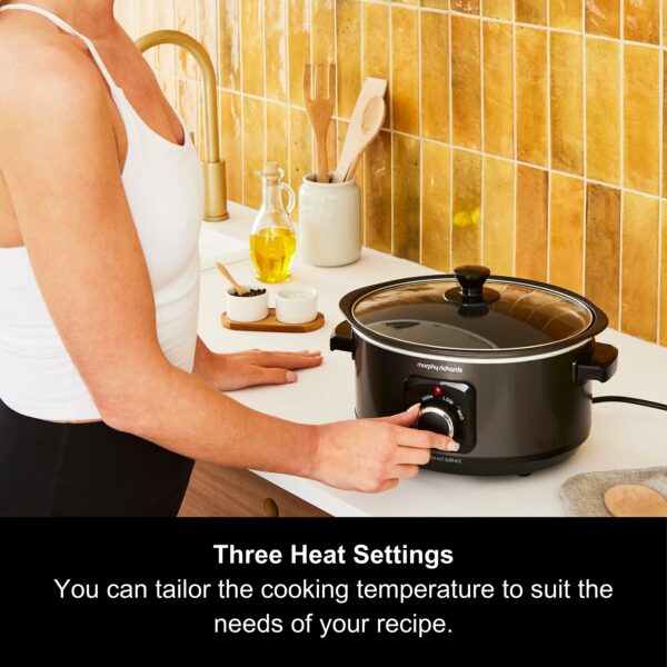 Morphy Richards 3.5L Sear & Stew Slow Cooker, Shatter Resistant Aluminium Pot, 3 Heat Settings, Hob Proof, Easy Clean